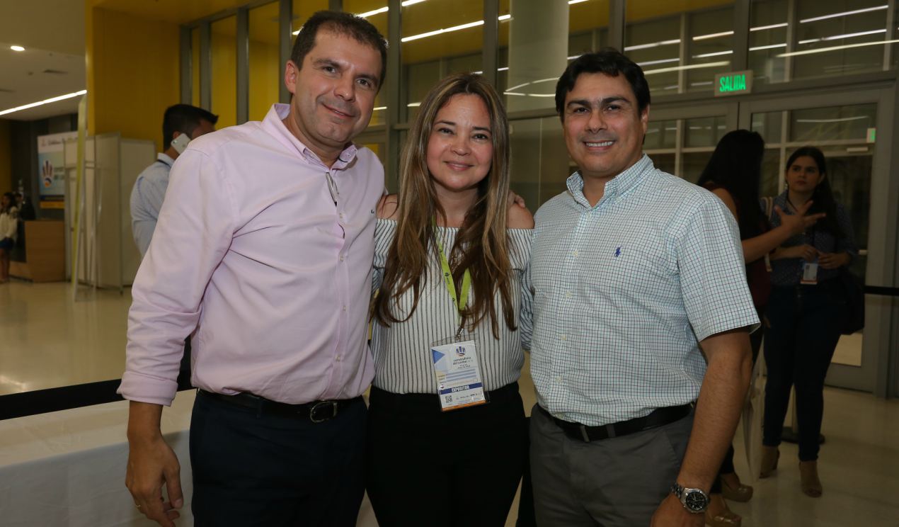 José Luis Páez, Adriana De Castro y Carlos Londoño. 