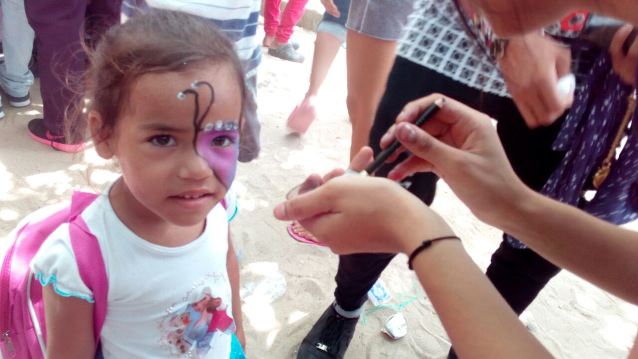 100 niños venezolanos hay en predios de la Terminal de Transportes.