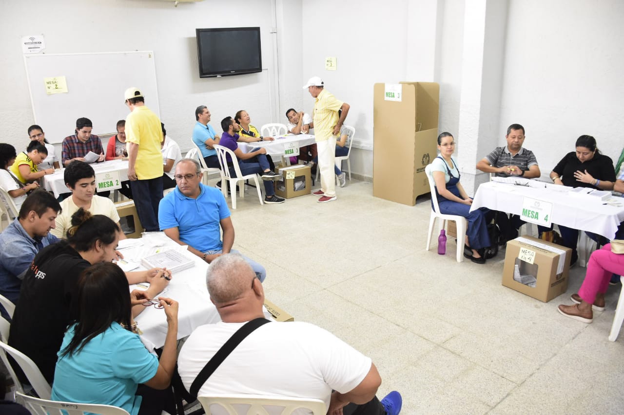 En comparación con las elecciones del pasado 11 de marzo, la afluencia de votantes es menos