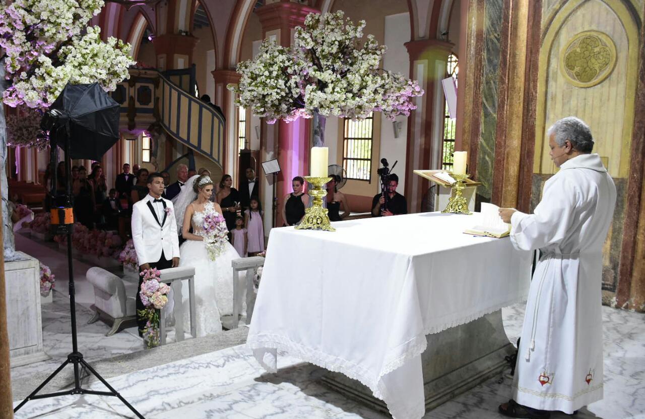 Plano general de la ceremonia en San Nicolás.