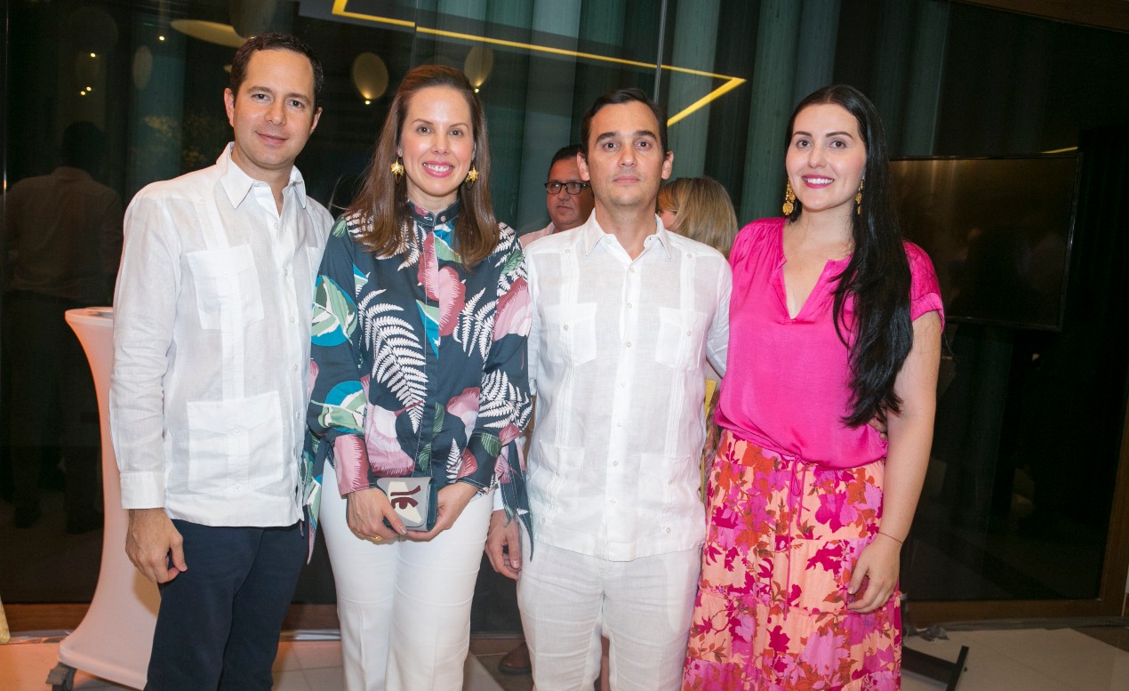 Jairo Berrio Vélez, Diana Rodríguez de Gerdts, Efraín Amín Díaz y María Luisa Rodríguez de Amín.