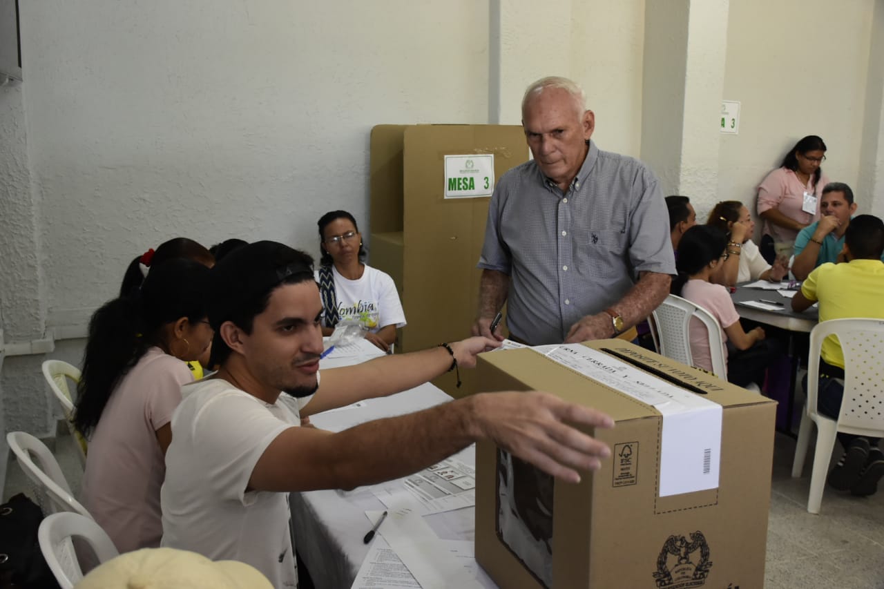 Puesto de votación en el Itsa.