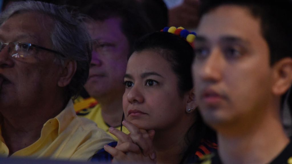 La tristeza fue apoderándose de los hinchas.