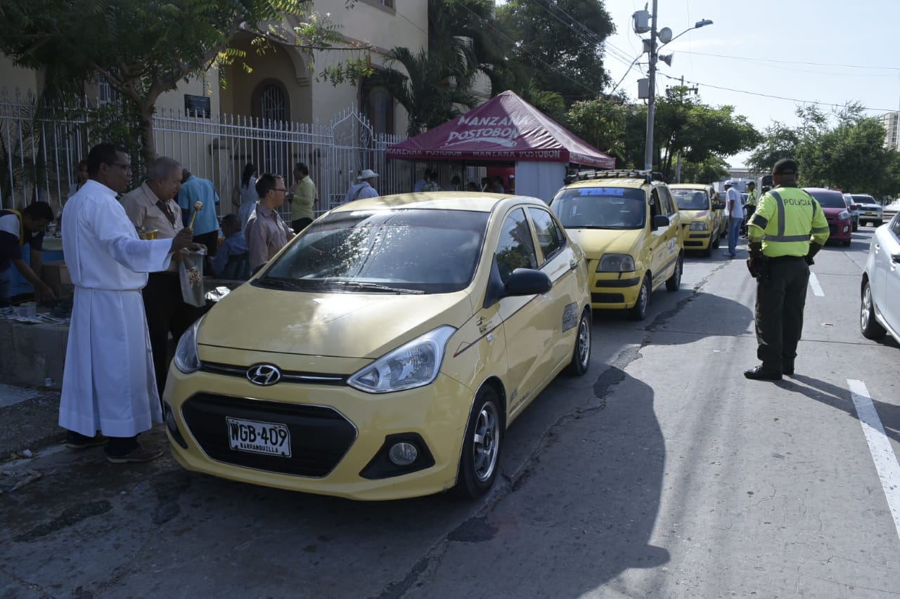 Los taxis fueron los más numerosos durante la celebración de la Virgen del Carmen.