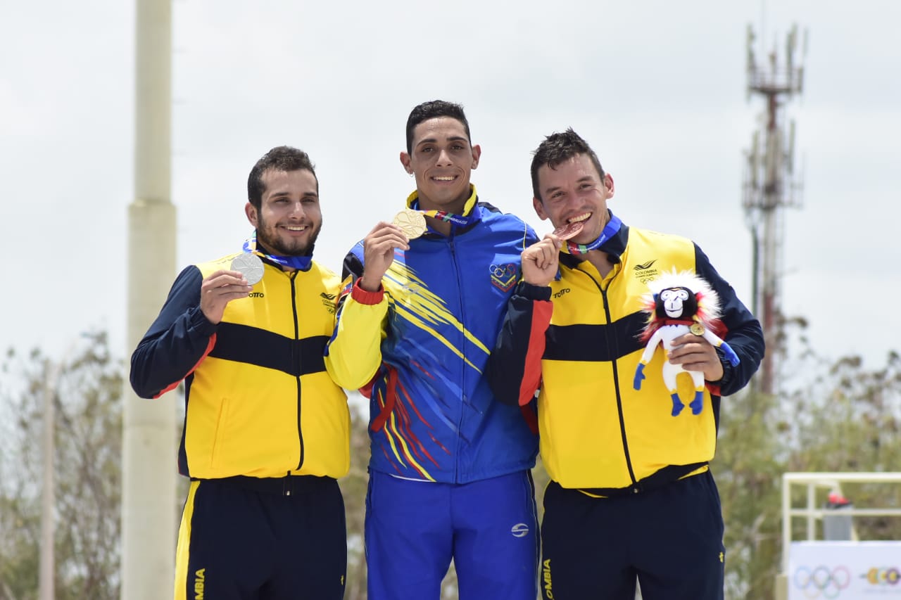Carlos Oquendo, Jefferson Milano y Carlos Ramírez.