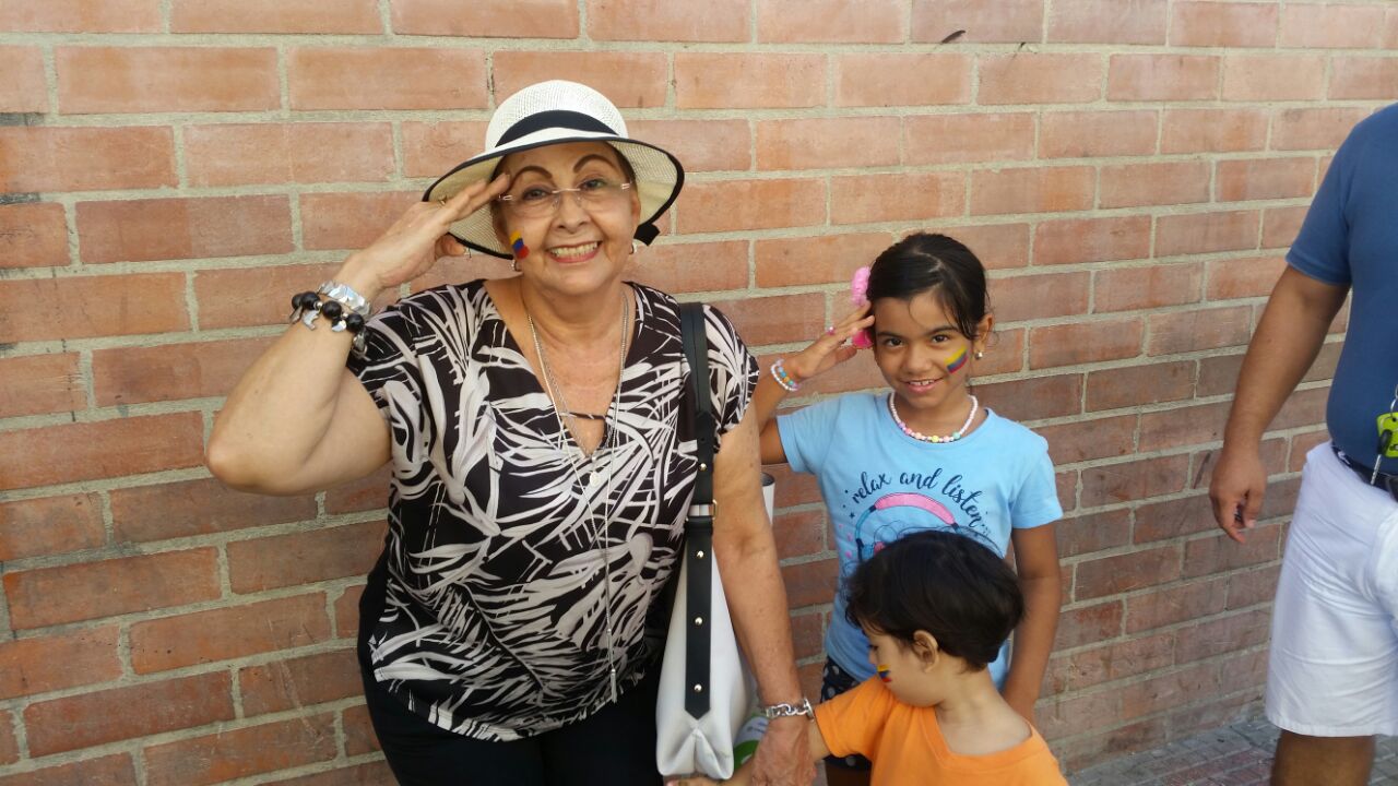 Los niños y grandes se suman a la actividad de la Policía este 7 de Agosto.