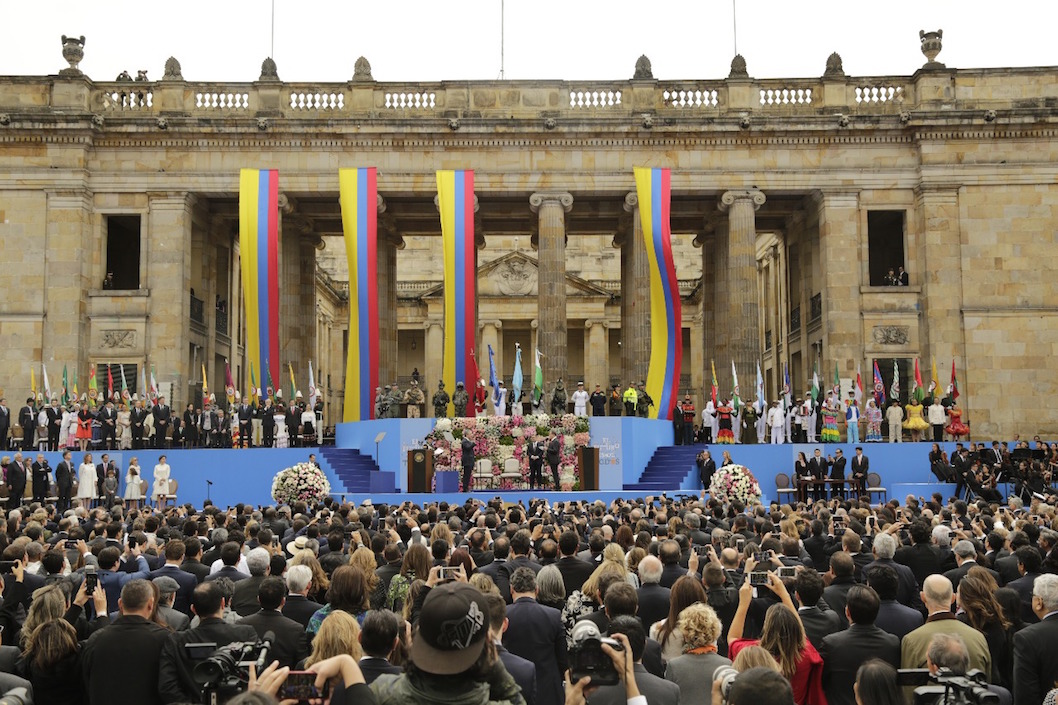 Panorámica del escenario de la posesión presidencial.
