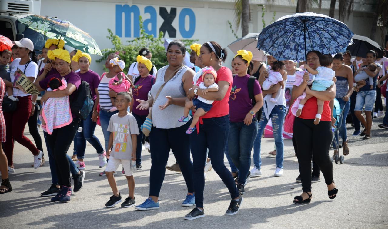 Muy animadas se vieron a las madres gestantes.
