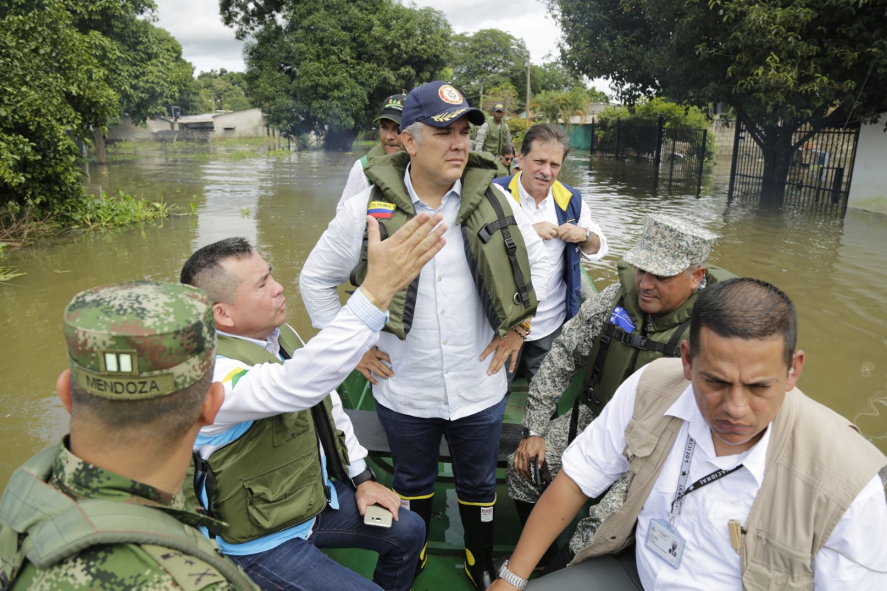 Presidente Duque acompañado del Director de la UNGRD.