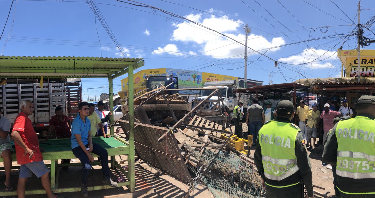La Policía participó en el operativo.