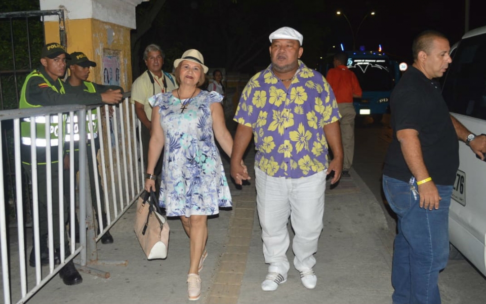 René Valderrama y su esposa Ingris Mazeneth, invitados a la fiesta.