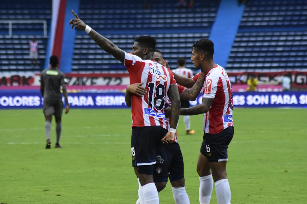 Celebración juniorista del segundo gol.