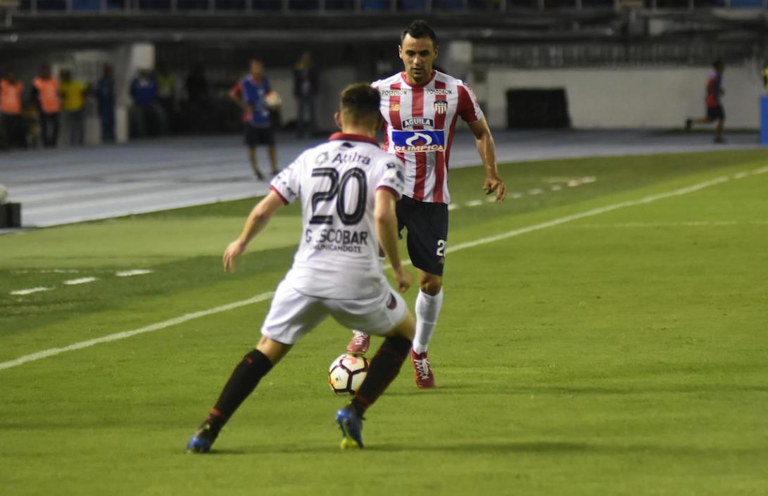 Marlon Piedrahita frente a Gonzalo Escobar.
