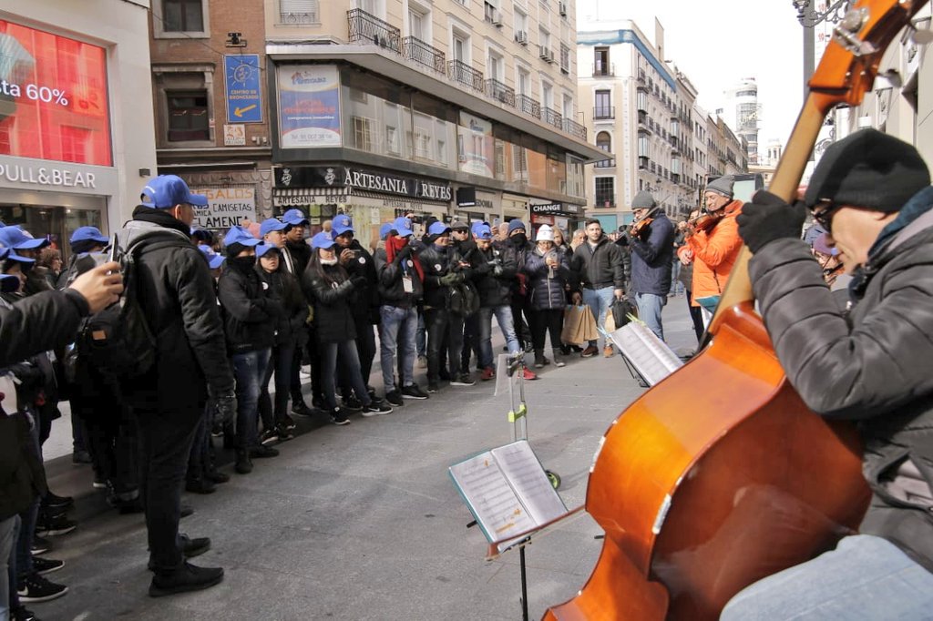 Los integrantes de la Banda de Baranoa de paseo por Madrid.