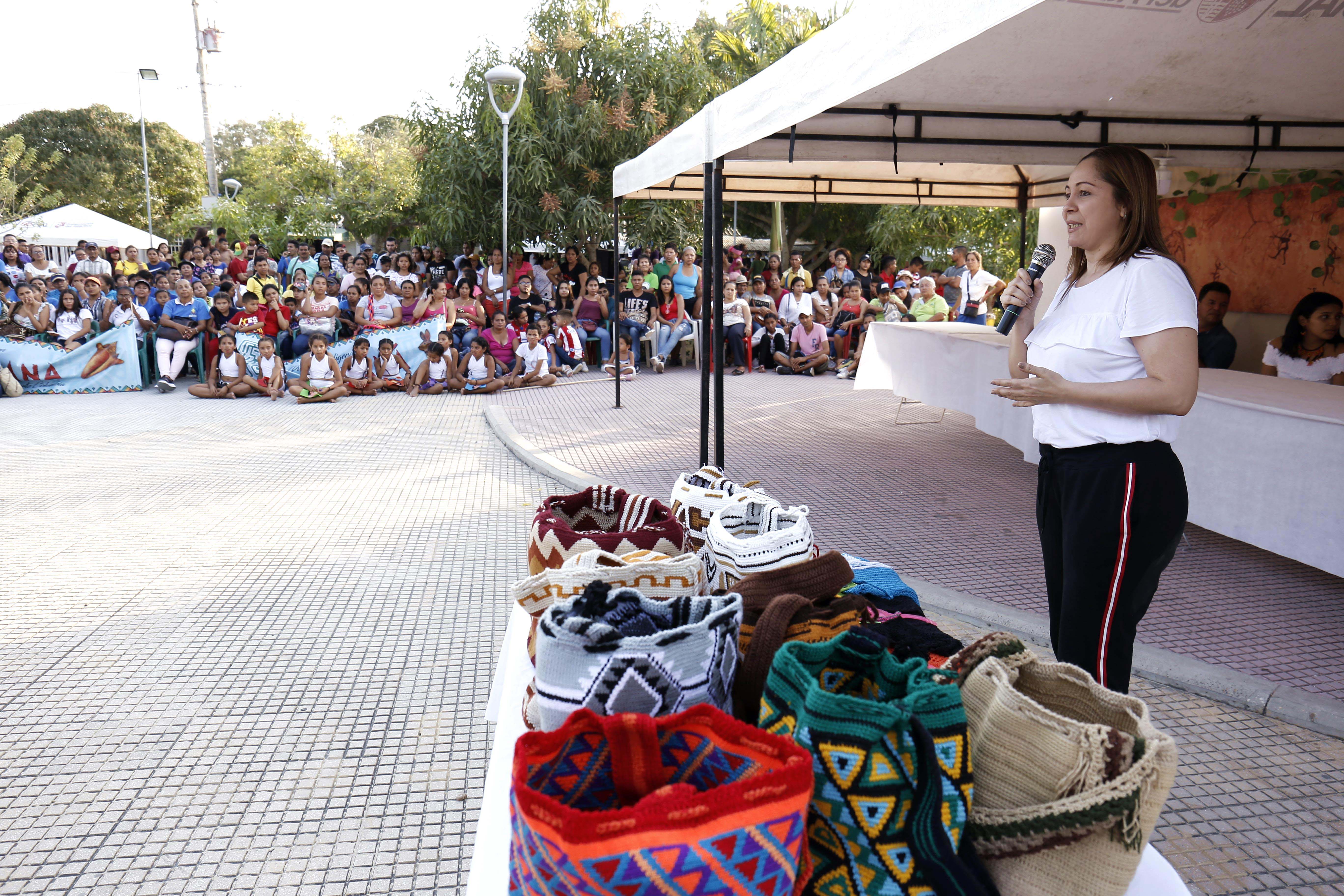 La gerente (e) de Asuntos Étnicos de la Gobernación del Atlántico, Sheyla Covelli, hizo presencia en este certamen.