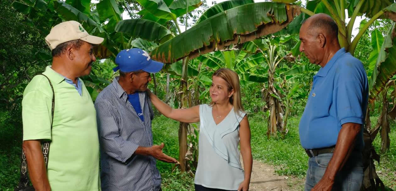 la candidata a la Gobernación del Atlántico Elsa Noguera