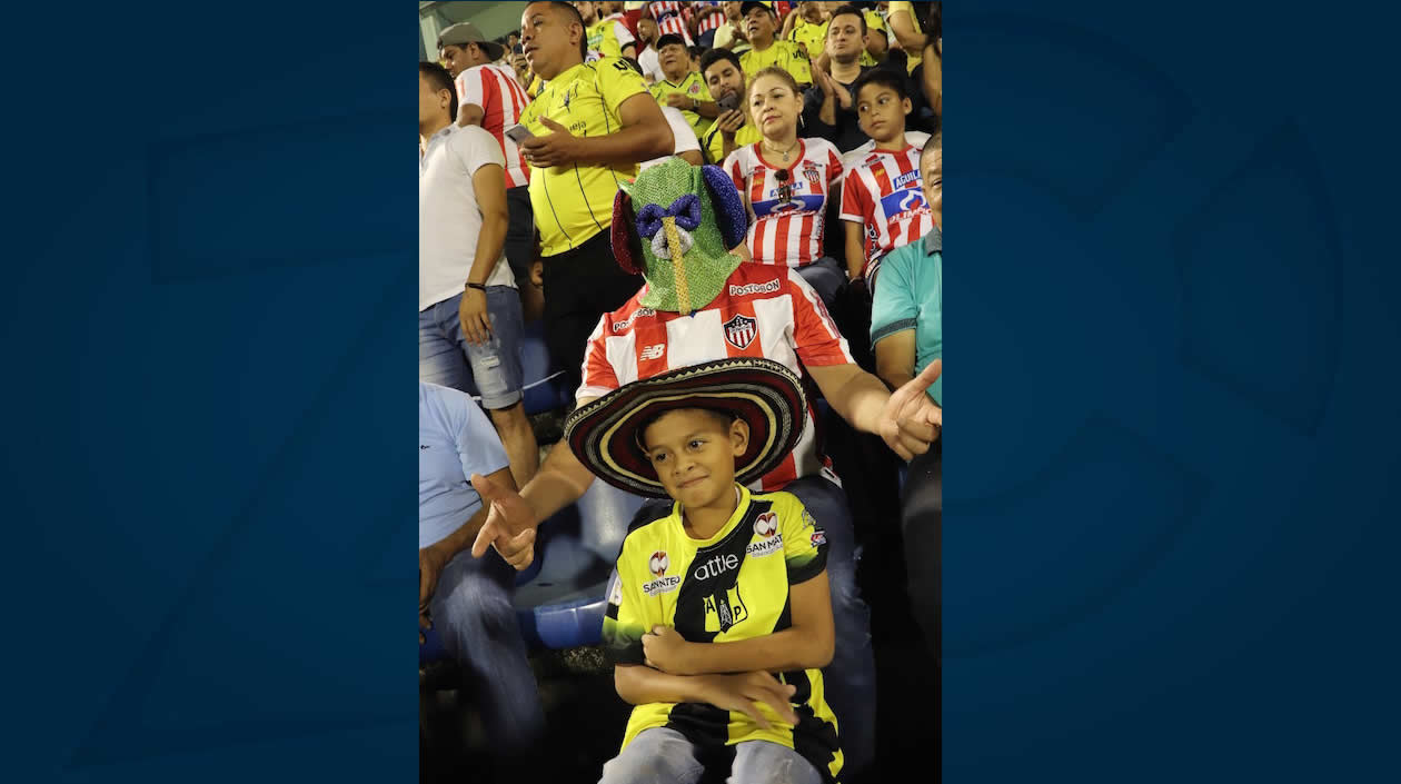La marimonda presente en el estadio 'Daniel Villa Zapata'.