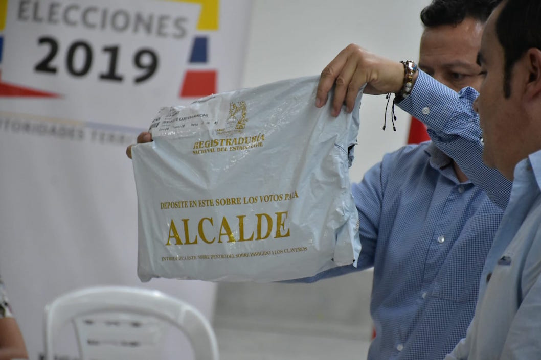 Votos de la mesa 11 de las votaciones en Manatí.