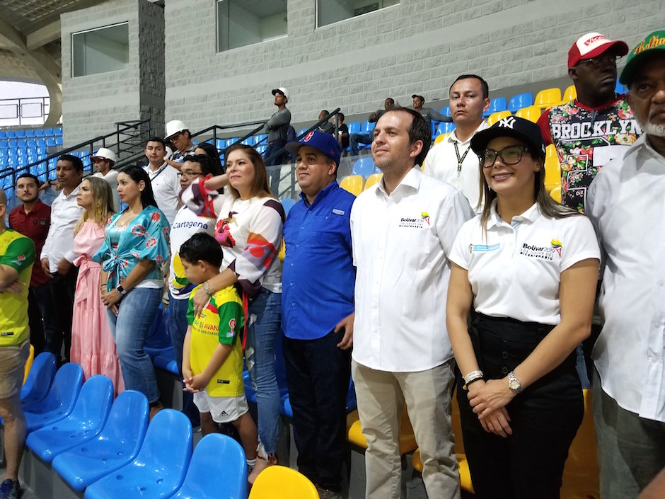 El Ministro del Deporte, Ernesto Lucena, y el Alcalde de Cartagena, Pedrito Pereira, presidiendo la entrega. 