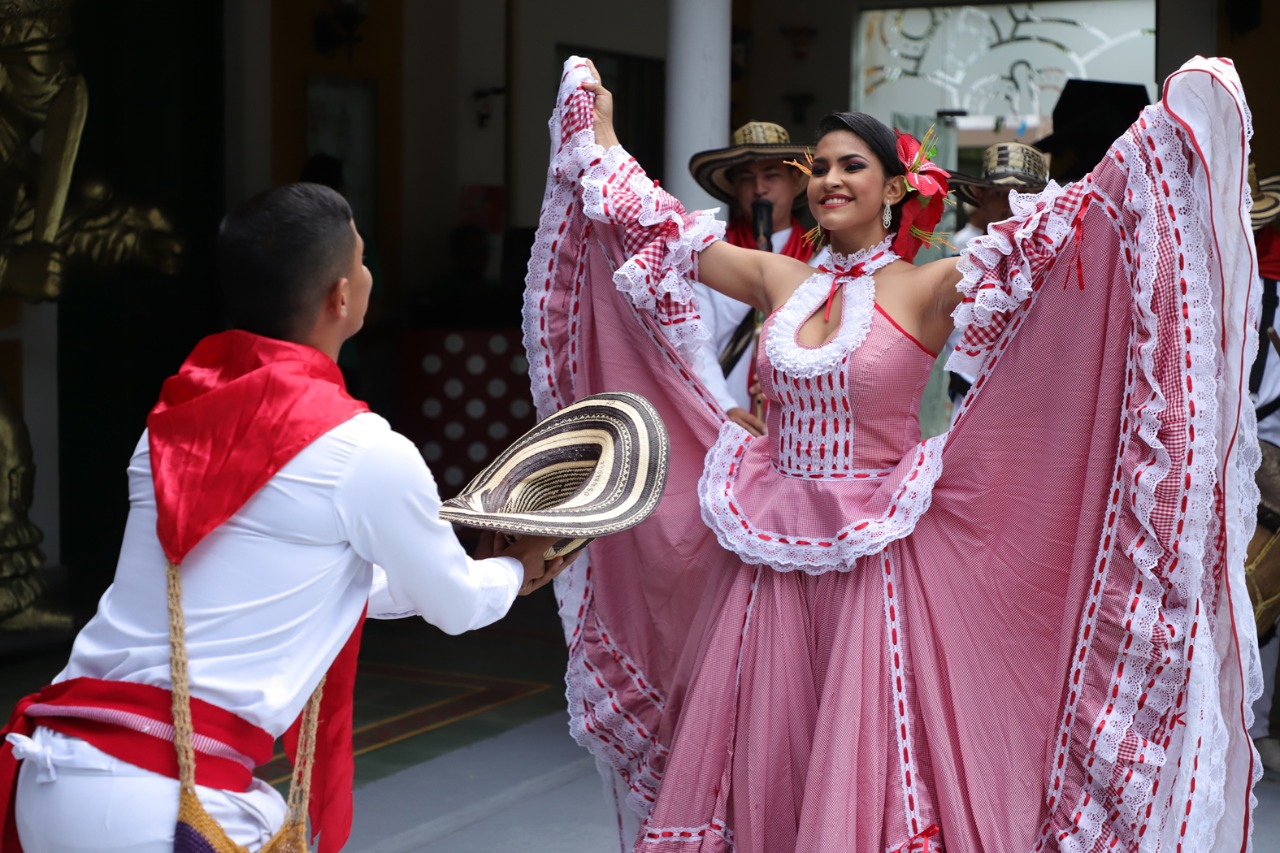 Luisa Salcedo (Ciudadela 20 de Julio 1).