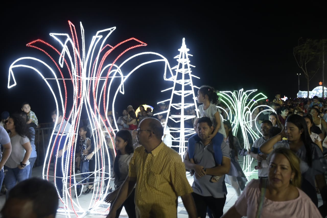 El alumbrado, encanto para niños y adultos.