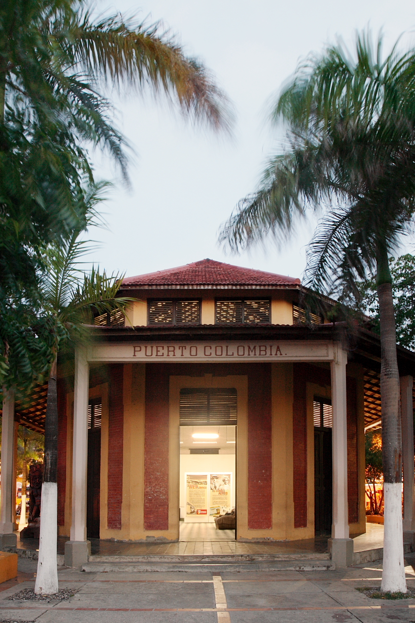 Estación Ferrocarril de Bolívar.