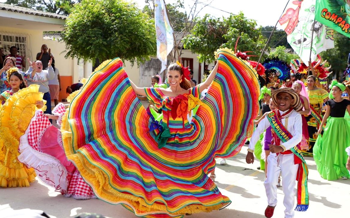 La Reina del Carnaval Isabella Chams durante el rodaje de su video.