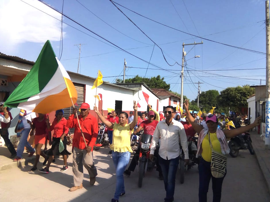 Milena Quiroz durante su campaña a la Alcaldía de Arenal, Bolívar.