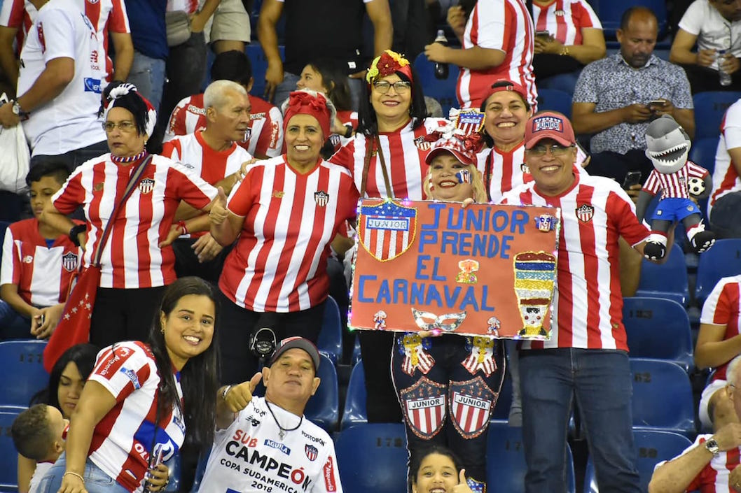 El público presente en la tribuna.