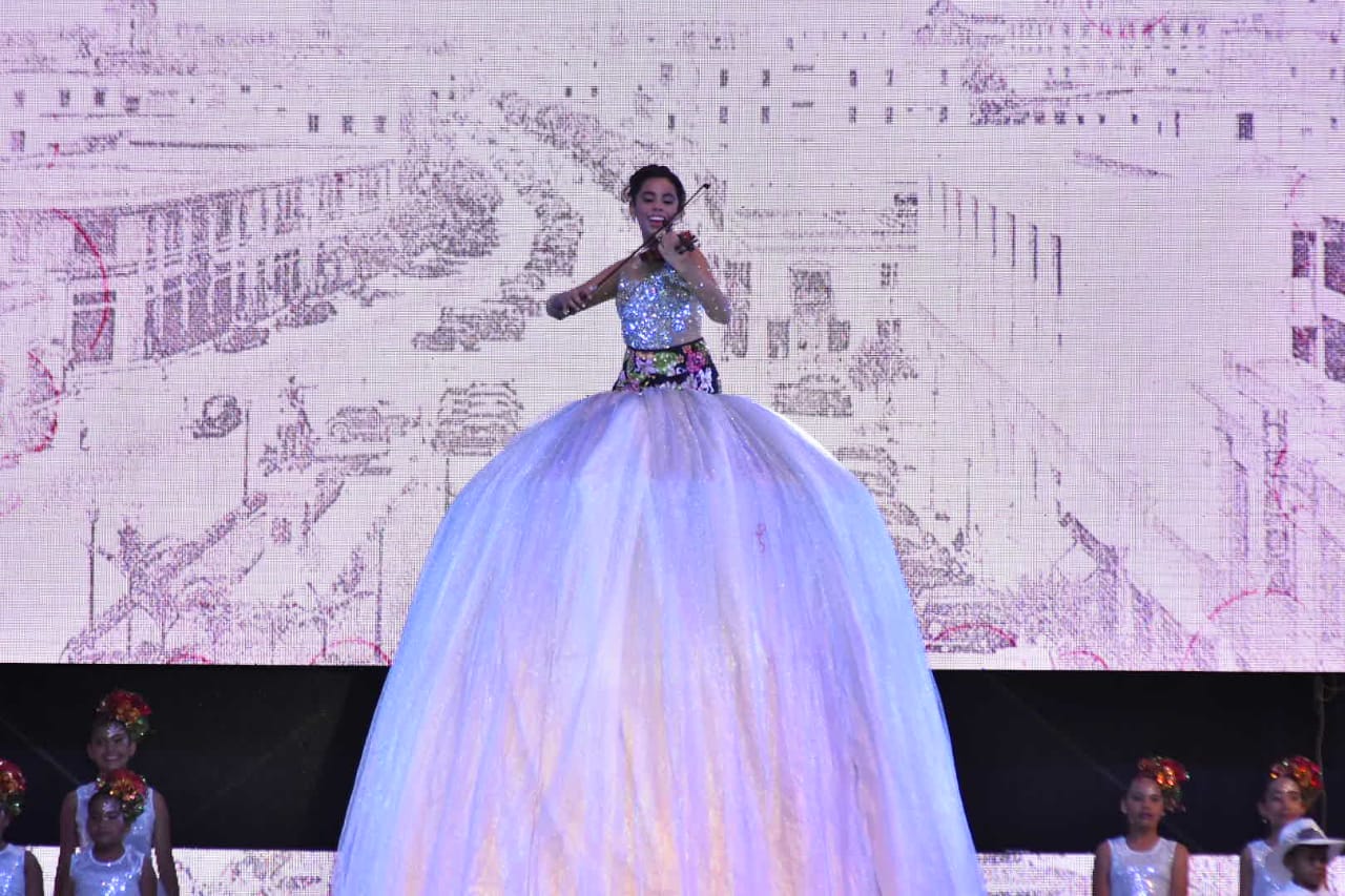 La Reina Infantil, Isabella Chacón.