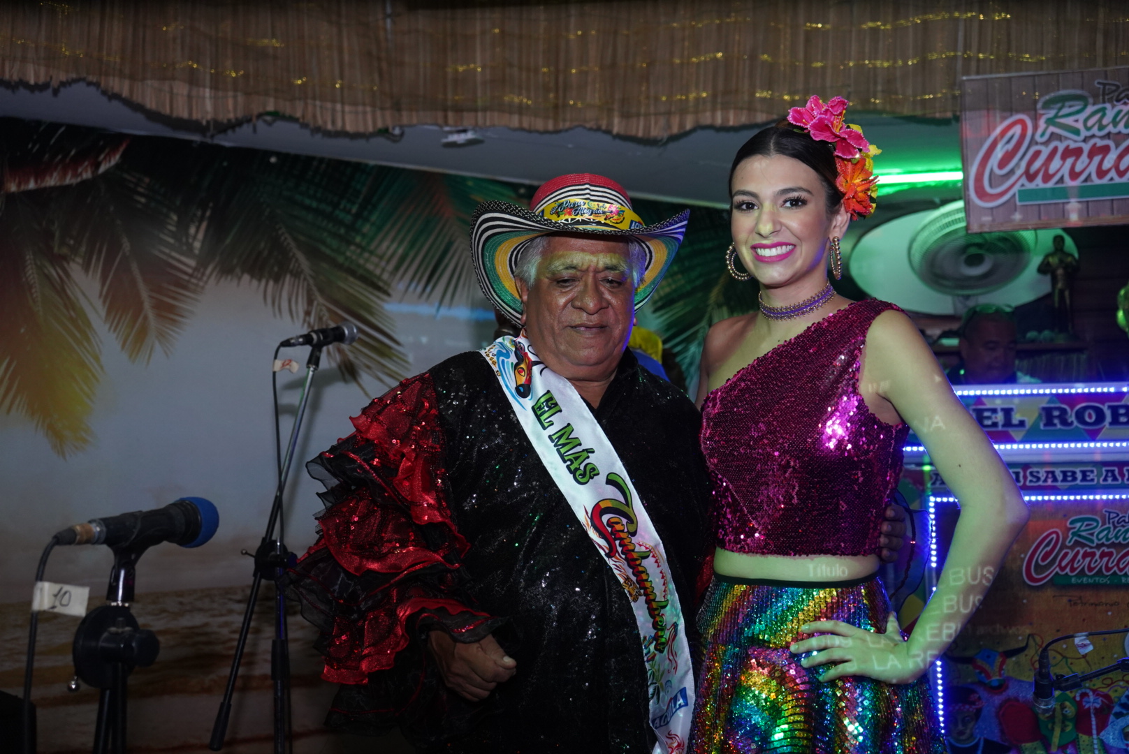 La Reina Carolina nombró a Robinson Albor como Cambambero Mayor.