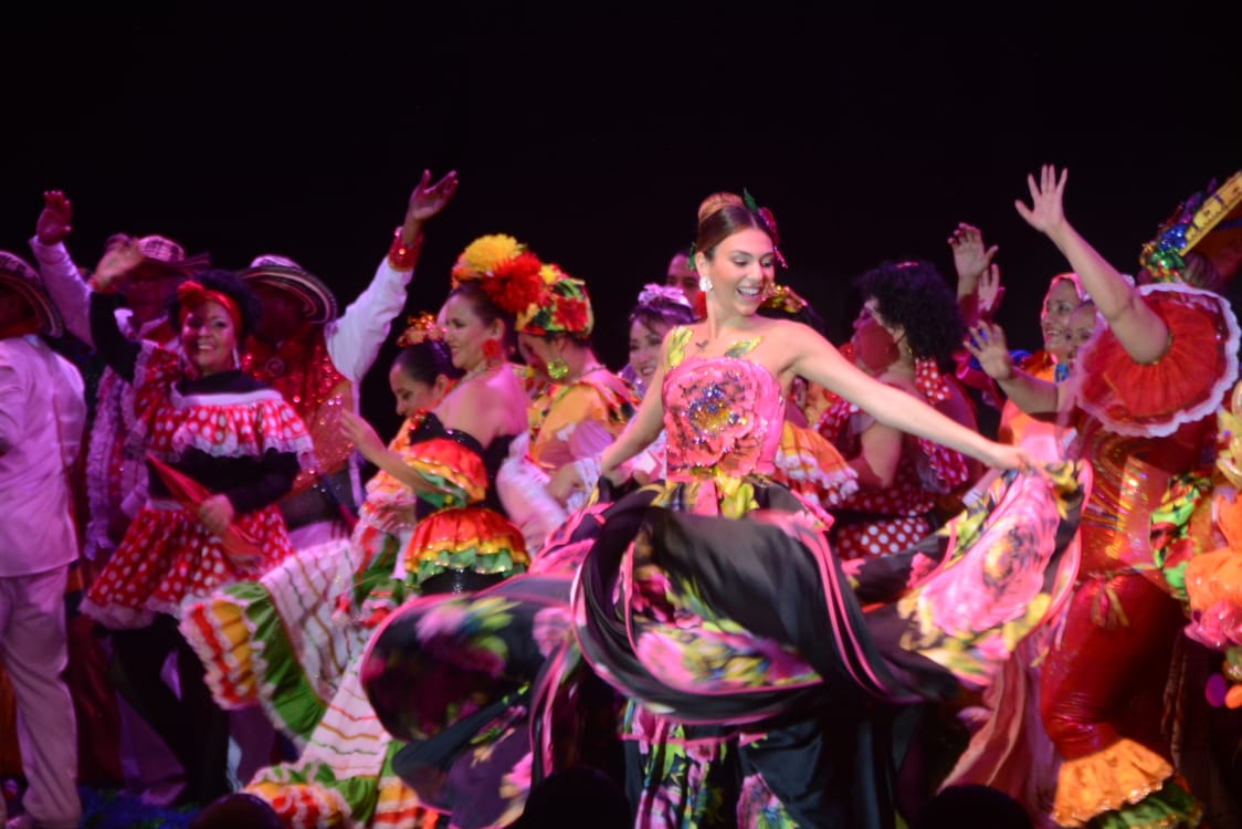 La Reina del Carnaval, Carolina Segebre hizo presencia en el evento.