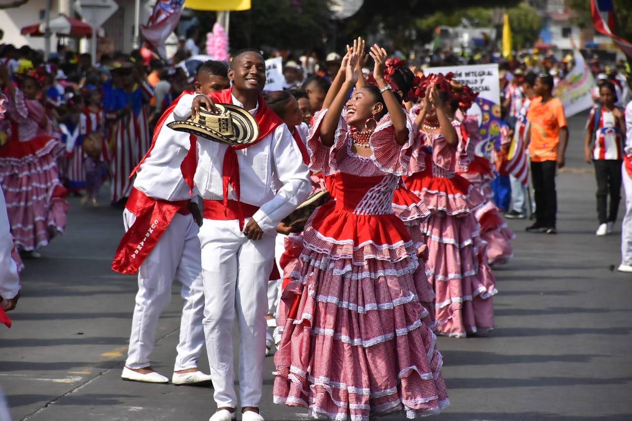 En la foto la cumbiamba el "Ciclón de Santo Domingo".