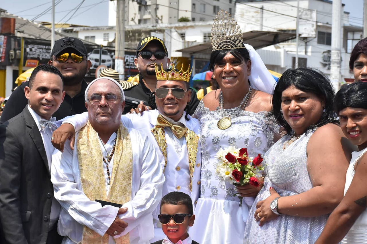Parodia del matrimonio de Mr. Black.