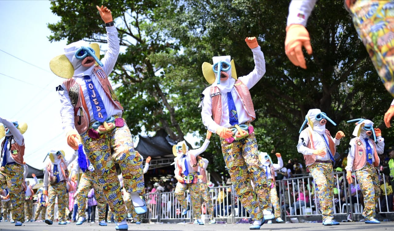 Las Marimondas de Barrio Abajo prendieron la fiesta en el Cumbiódromo de la Vía 40.