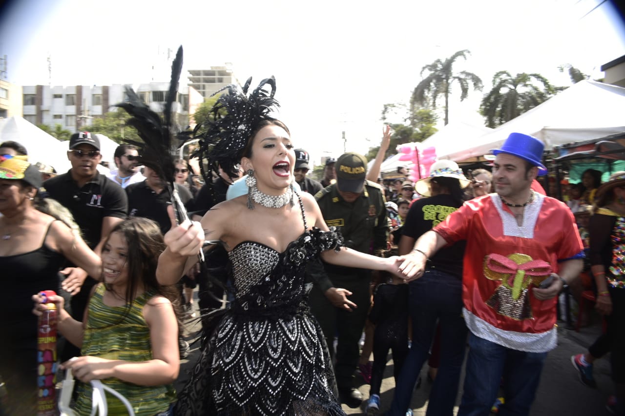Reina del Carnaval llora a su Joselito.