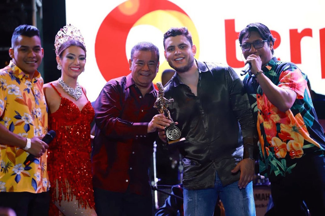 Iván Villazón, otro 'hijo adoptivo' del Carnaval de Barranquilla, con su merecido reconocimiento,