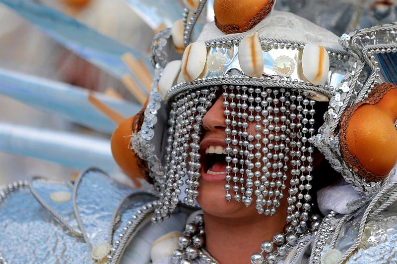  Integrantes de la escuela de samba del Grupo Especial Mocidade Alegre.