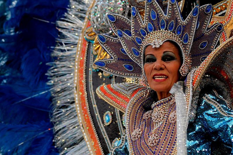 Integrantes de la escuela de samba del Grupo Especial Mocidade Alegre.