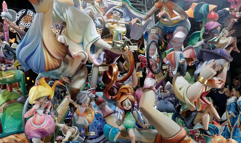  La composición titulada "Si fallas", del artista Iván Tortajada para la comisión de Maestro Gozalbo-Conde de Altea.