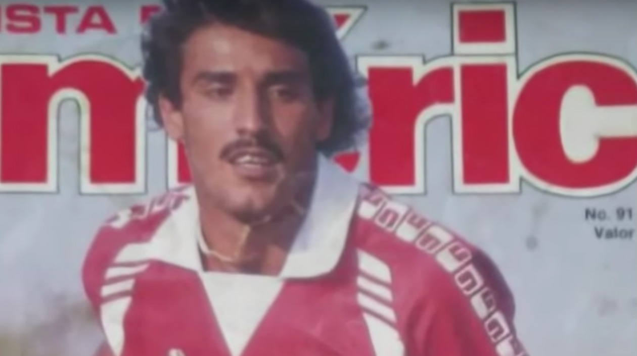 Jhon Jiménez Guzmán fue jugador del América de Cali y campeón sudamericano con Colombia juvenil, En octubre de 2018 por la justicia de Estados Unidos lo condenó a seis años y seis meses de prisión y tres años de libertad bajo vigilancia, por lavado.