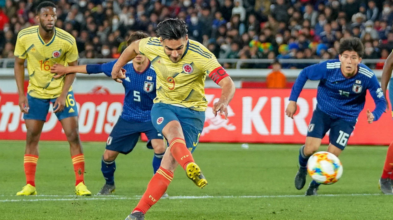 De tiro penal, Falcao García marcó el gol 33 de su cuenta con Colombia. 