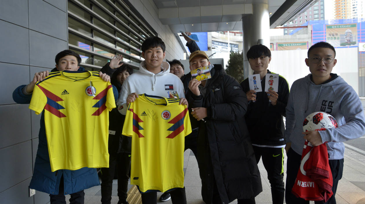 Hinchas de Colombia en Seúl. 