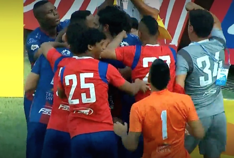 Celebración del gol de Luis Carlos Arias que no sirvió para las intenciones del Unión.