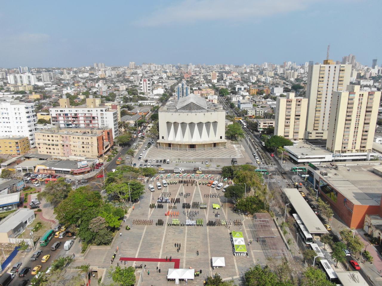 Panorámica de Barranquilla por la Plaza de la Paz.