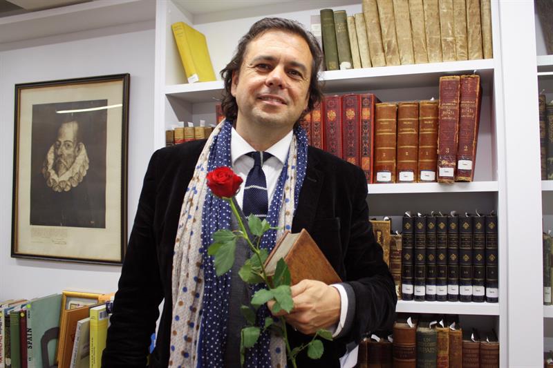 El Instituto Cervantes de Londres acogió este martes la conferencia "Cervantes y Shakespeare: una nueva visión del mundo", a cargo del ensayista y poeta Andreu Jaume, para conmemorar el Día Mundial del Libro y del Derecho de Autor.
