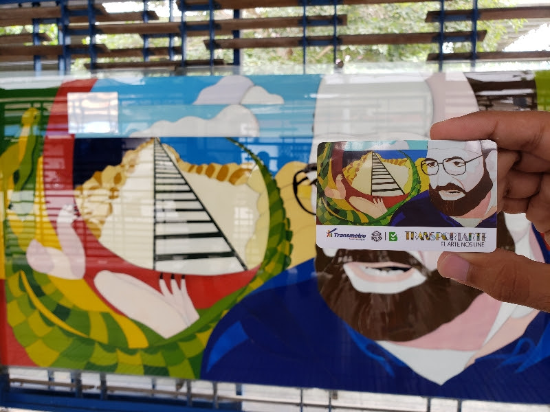 Tarjeta conmemorativa en homenaje a Alfredo Correa de Andréis.