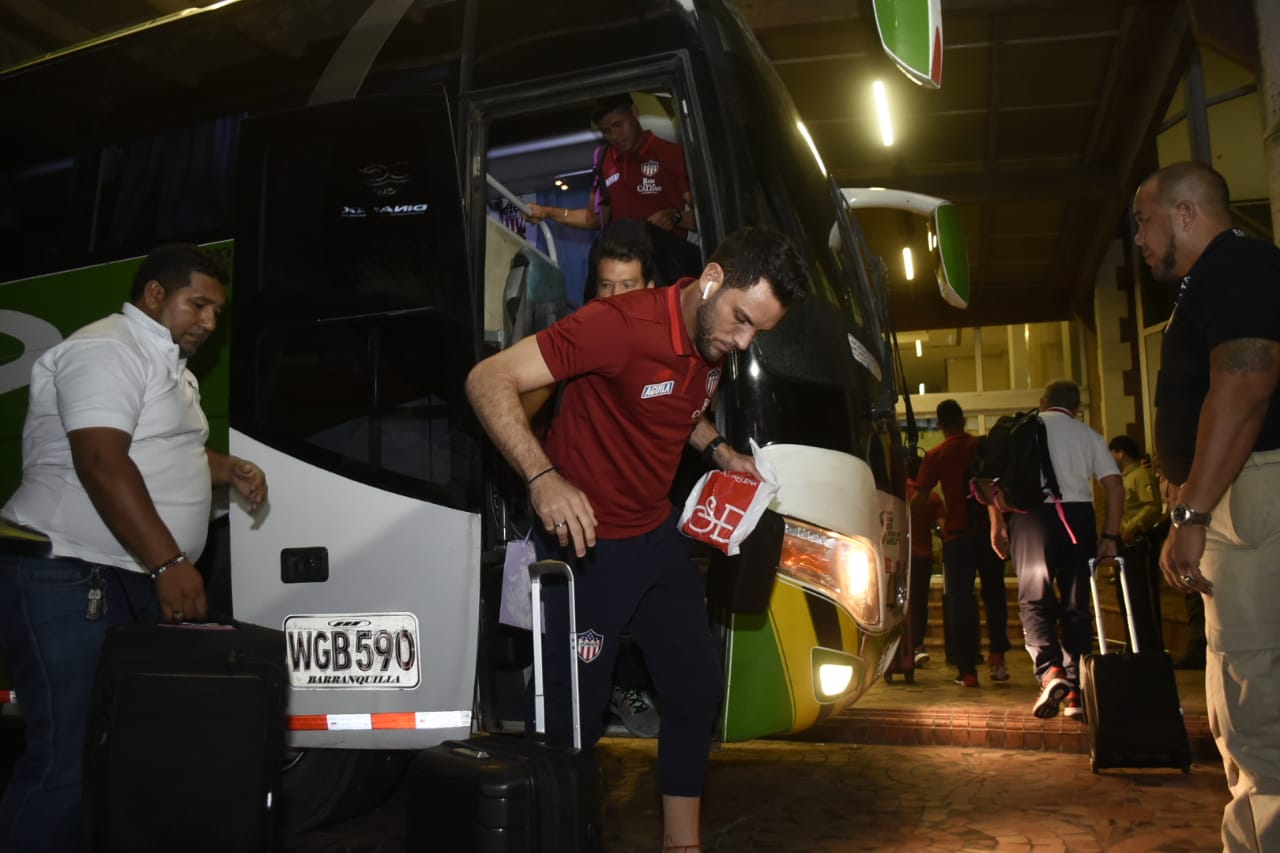 Sebastián Viera a su llegara al hotel. 