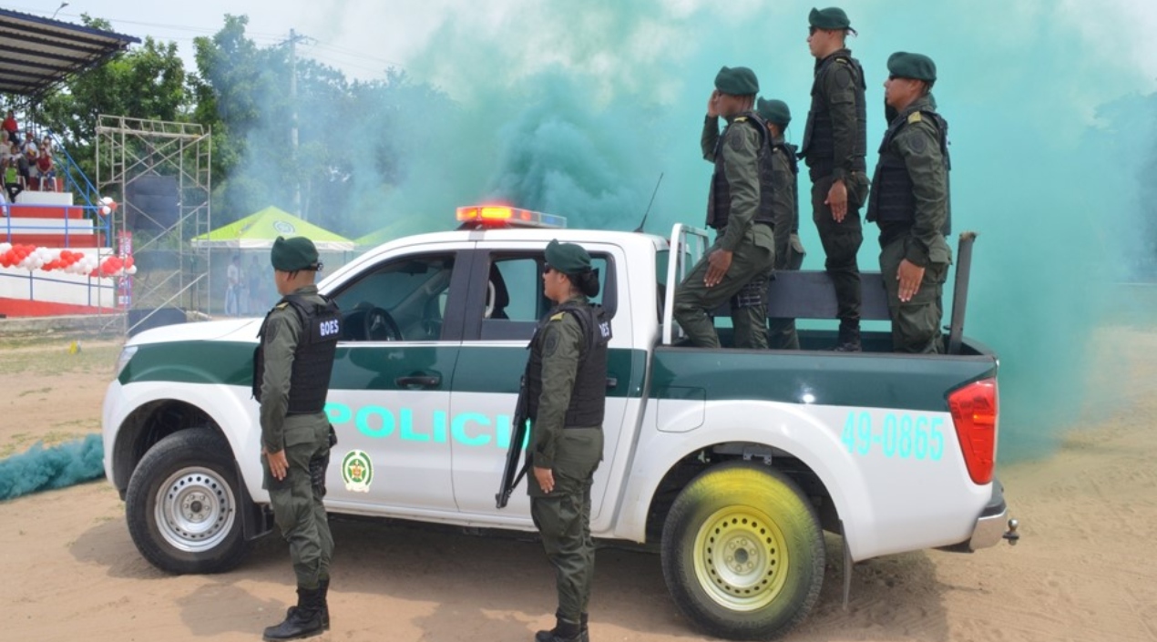 Policía de Atlántico. Momentos de la presentación del grupo GOES.
