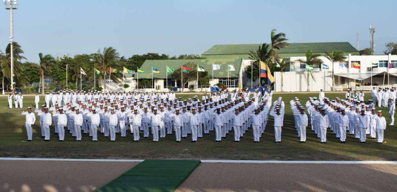 La Escuela Naval de Suboficiales ARC “Barranquilla” reafirma su compromiso de seguir formando y capacitando a los Suboficiales Navales para que tripulen las unidades de superficie, submarinas, terrestres y aéreas de la Institución Naval, contribuyendo con el cumplimiento de la misión constitucional, el desarrollo del poder marítimo, fluvial y la protección de los derechos de la Nación. 